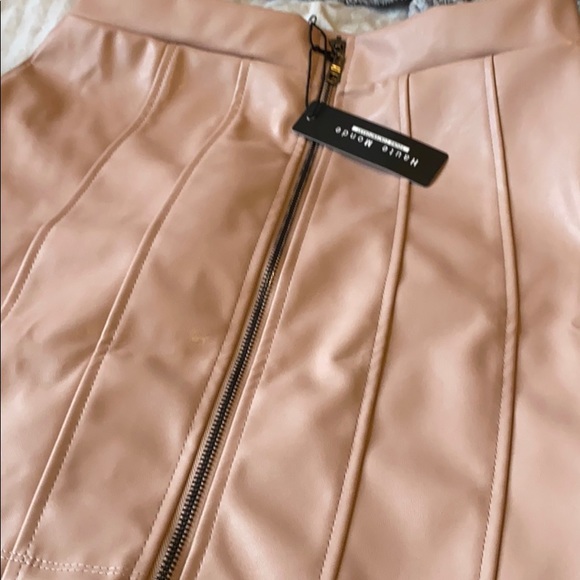 blush pink leather bra top and pencil skirt set - Picture 9 of 12